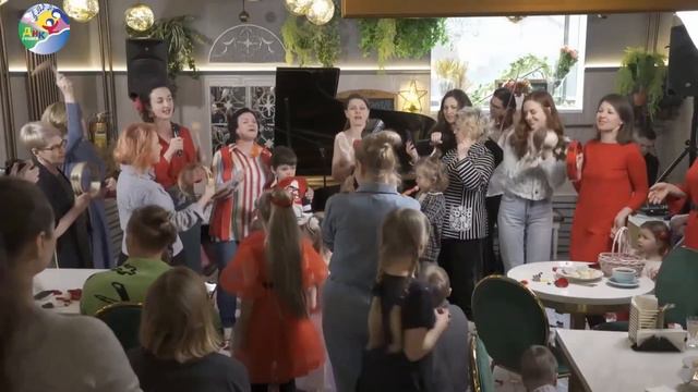 АНСАМБЛЬ РОДИТЕЛЕЙ смотреть онлайн