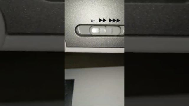 Janome Memory Craft 6700P, делаем глазковую петлю. смотреть онлайн