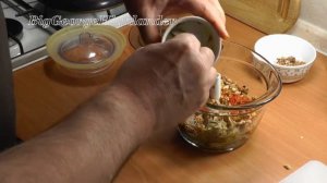 Пхали - вкуснейшая грузинская закуска из баклажанов с грецким орехом.