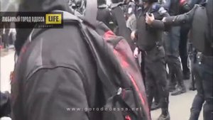 Одесса.2 мая,2014.Пророссийских активистов прогнали с ул Греческой.