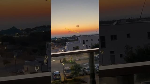 Видео с моментом падения барражирующего боеприпаса по военному объекту израиля в Нагарии