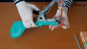 Инструмент для подвязки растений Tapetool, инструкция