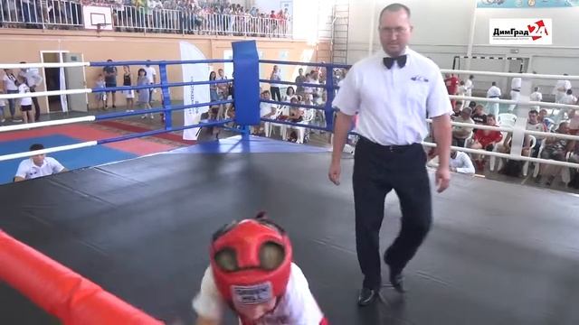 ДИМИТРОВГРАДСКИМ КИКБОКСЕРАМ ДАЛИ ВОЗМОЖНОСТЬ СТАТЬ «ЛУЧШИМИ ИЗ ЛУЧШИХ» смотреть онлайн