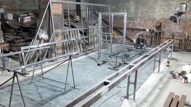 Ворота откатные, калитка, бетонировка столбов. Зашивка штакетником. 2 часть смотреть онлайн