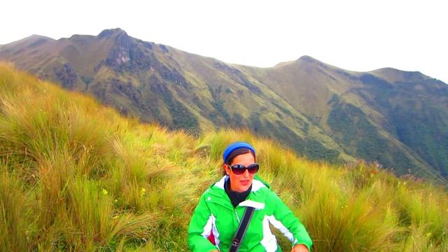Top of the World: Pichincha Volcano in Quito, Ecuador смотреть онлайн