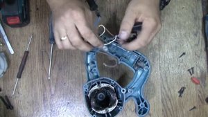 Ремонт циркулярной пилы Makita HS7601 / Замена ротора и статора