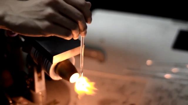 Космическое стекло: экстраординарные солнечные системы и цветы в стекле смотреть онлайн