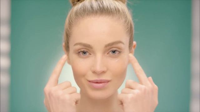 AQUASOURCE TOTAL EYE REVITALIZER by Biotherm смотреть онлайн