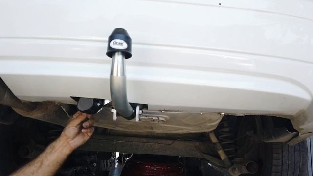 Renault Fluence Çeki Demiri Montajı Gizli Priz Uygulaması