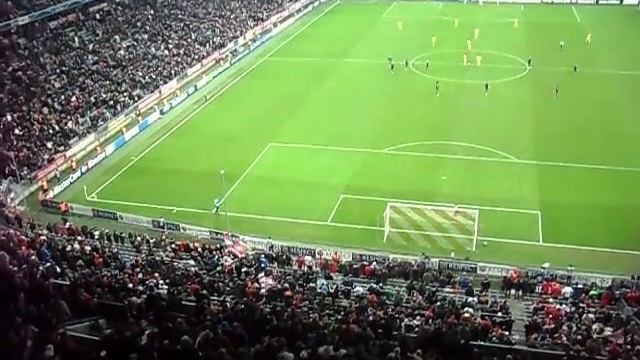 Объявление диктором гола на Альянц-Арене