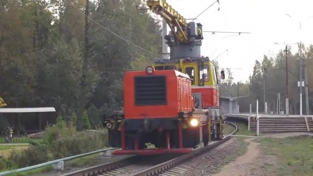 МПТ-4-823 и ЭТ2М-110 на станции Лисий Нос смотреть онлайн