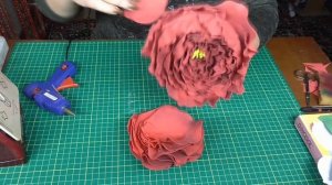 Большой пион из фоамирана