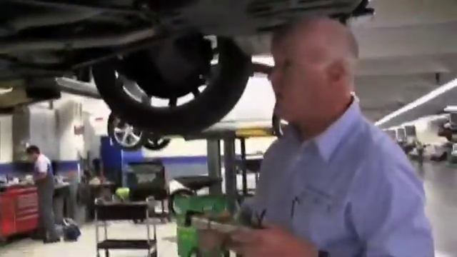 Mercedes-Benz Brake Inspection смотреть онлайн