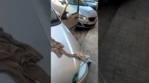 как стереть краску баллончика с машины (eliminar de coche pintura de balon de graffiti)