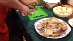 САЛАТ ИЗ СВИНЫХ УШЕЙ / ВКУСНЯТИНА