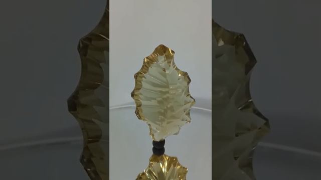 Цитрин фантазийной огранки.Citrine/Fancy cut/376 kt.