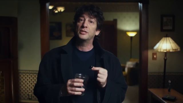 The Dark Side of Buttons: A Few Words from Coraline Author Neil Gaiman | LAIKA Studios смотреть онлайн