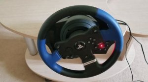 Logitech G27 / Thrustmaster T150 / T300 RS GTE wheels visual comparison and Force Feedback Test