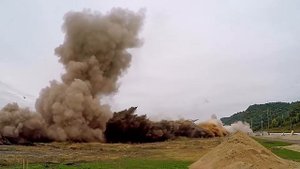 Эстетика разрушения – падение дымовых труб