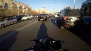 Мото юмор !  А моя любовь живет на пятом Этаже .