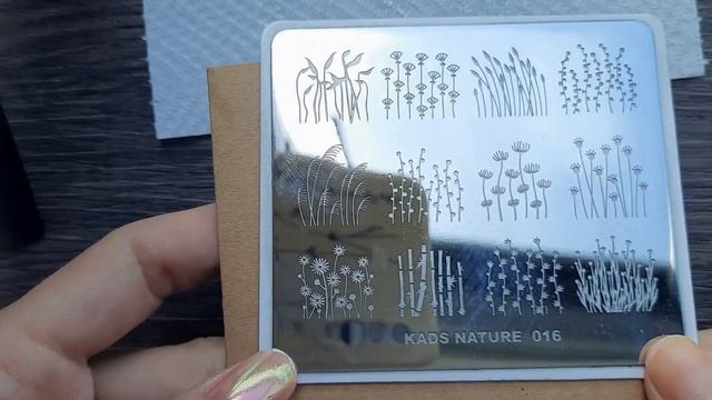 Миленько) Маникюр со втиркой и стемпингом обычным лаком) смотреть онлайн