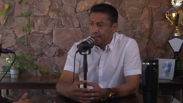 Everaldo Valencia | La Charla con Juan Gabriel Tiul смотреть онлайн