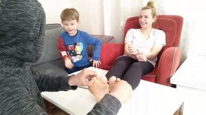 EYVAH!! EVDE HIRSIZ VAR! |SENARYOLU GIDIKLAMA-(Ayak Gıdıklama!)