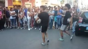 Месси и криштиан роналдо как думаешь такой же сможет