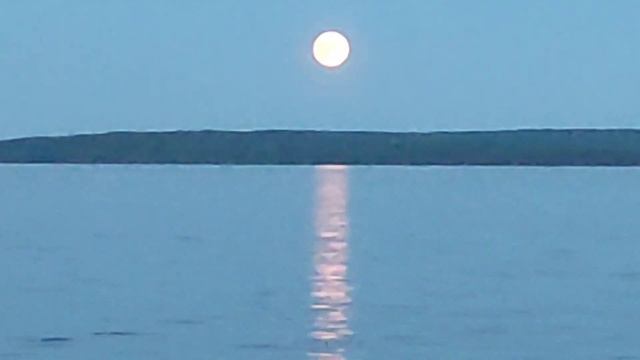 Медвежьегорск Карелия в палатке. Песчаный пляж. История, достопримечательности, экскурсия смотреть онлайн