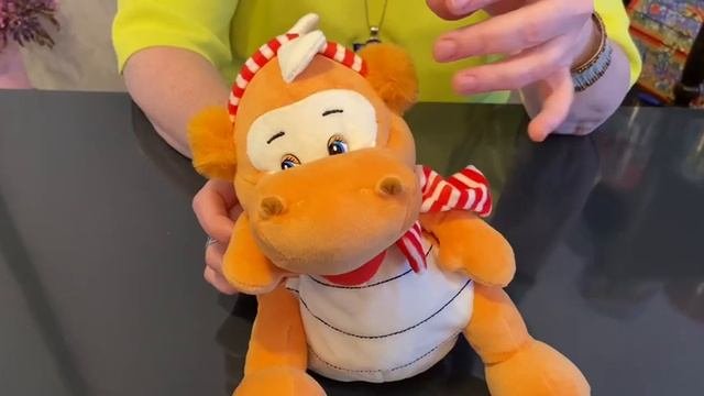 Макс - сладкий новогодний подарок в мягкой игрушке