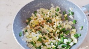 Куриный пирог из слоеного теста