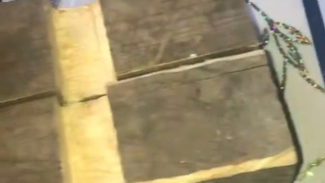 Вешалка в гардероб своими руками  Обжигаем дерево сами