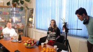 КАК СНЯТЬ НОВОГОДНИЕ ПОЗДРАВЛЕНИЯ