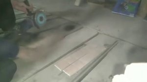 Как класть плитку на пол