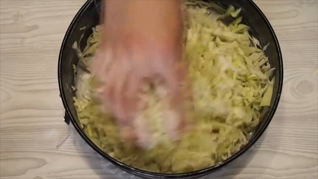 Заливной Пирог с капустой. Любимые рецепты Натальи Калниной.