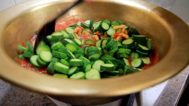 Самый Вкусный Рецепт Лечо с Огурцами! Заготовки на Зиму! смотреть онлайн