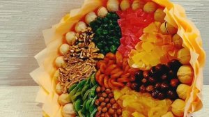 Букет из орехов и сухофруктов