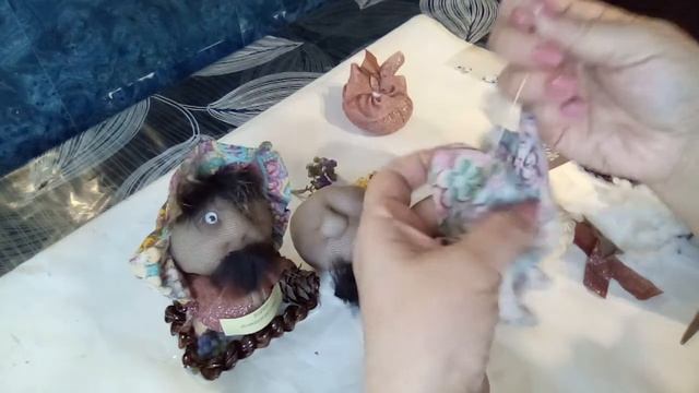 Домовенок Кузя. Изготовление поделок из капроновых чулок. смотреть онлайн