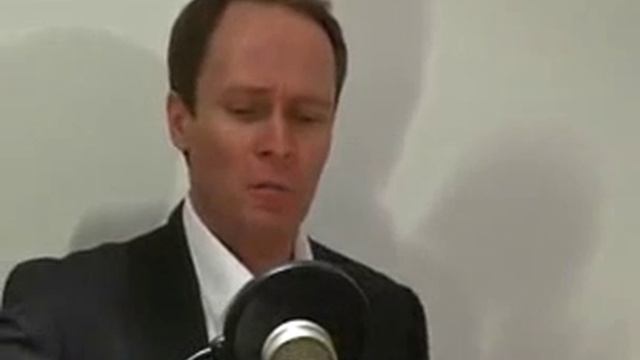 Игорь Северянин В Шумном платье муаровом смотреть онлайн