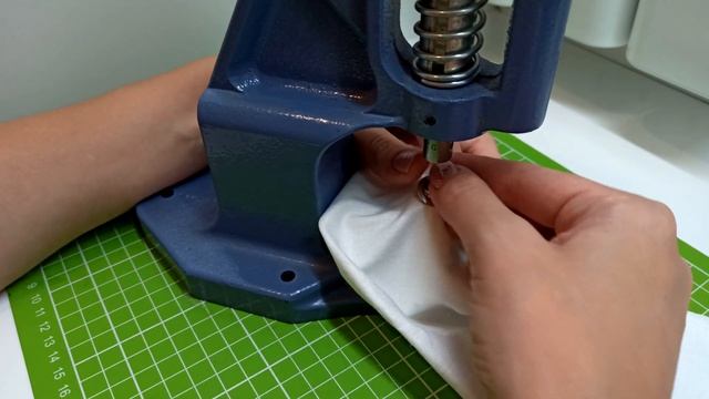 Как установить люверсы и чем их заменить