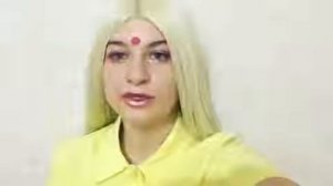 Полина Богатырёва читает стих Лермонтова парус