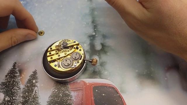 Механизм карманных часов