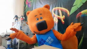 А ТЫ МЕНЯ ЛЮБИШЬ ГУЛЯТЬ СО МНОЙ БУДЕШЬ! ПОЧЕМУ?