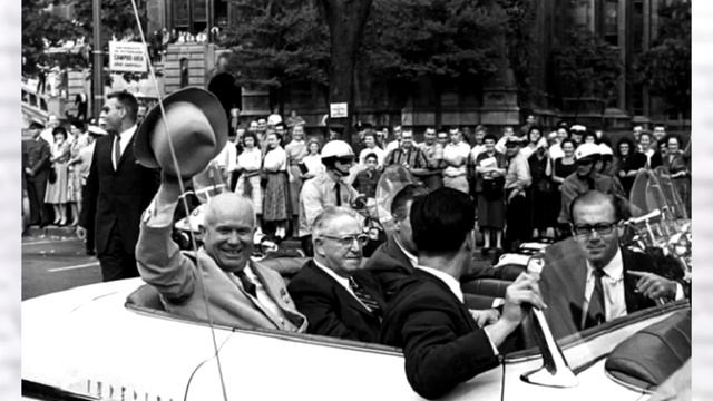 Стучал ли на самом деле Хрущев ботинком по трибуне в ООН? смотреть онлайн