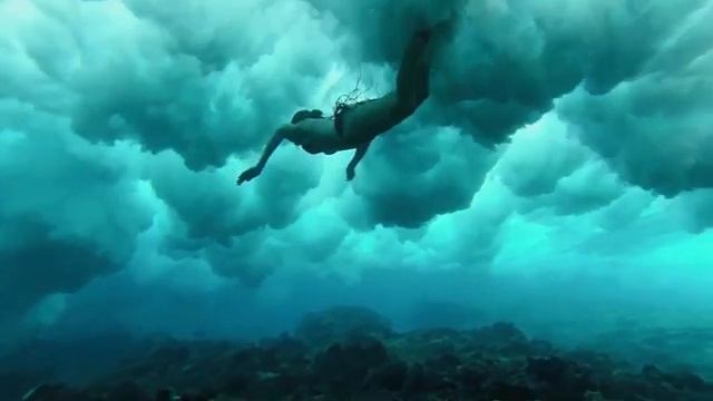 ДЕВУШКА И МОРЕ КРАСИВЫЙ КЛИП ПО КЛАСНУЮ МУЗЫКУ. СОЛНЦЕ, МОРЕ, ПЛЯЖ, ДЕВУШКА.