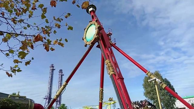 Сочи Парк. Аттракцион ВЕЧНЫЙ ДВИГАТЕЛЬ. (22 ноября 2023 г.) смотреть онлайн