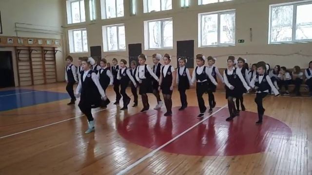 Смотр строя и песни. 4 Г класс смотреть онлайн