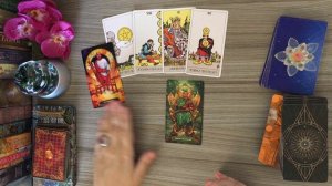 Кому сейчас мысль о Вас не даёт покоя.