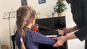 Урок скрипки. Учим гаммы