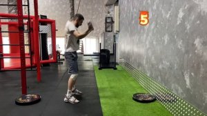 10 упражнений с грифом для боксера